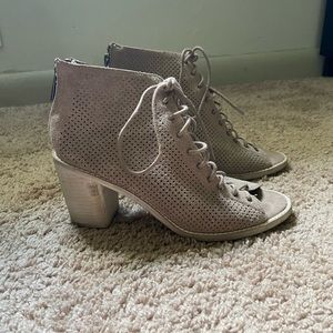 Dolce vita grey sandal heels